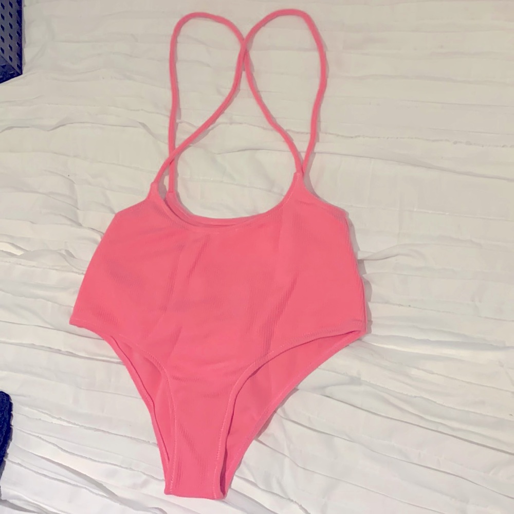 NEVER WORN